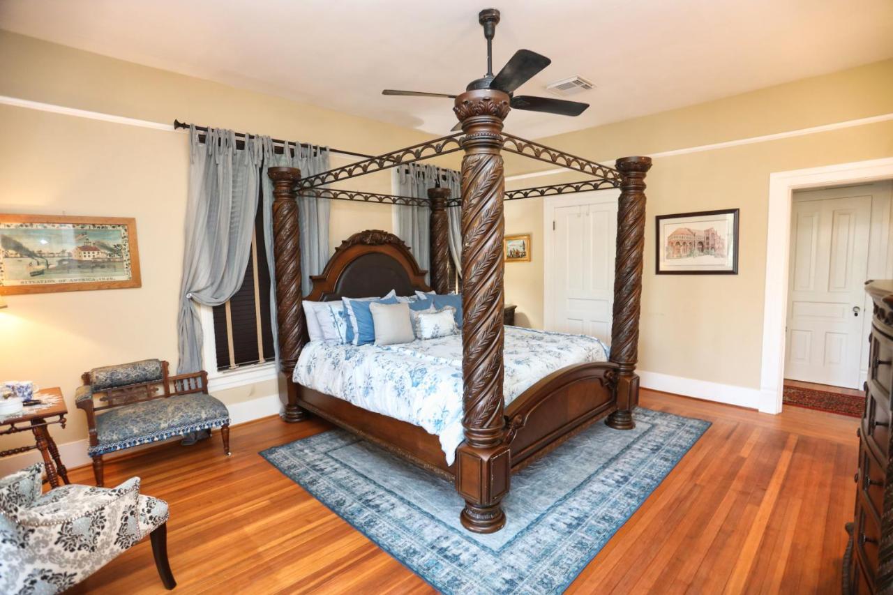 Virginia Point Inn Galveston Bagian luar foto